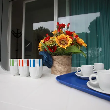 One-bedroom Near Sea 4 *